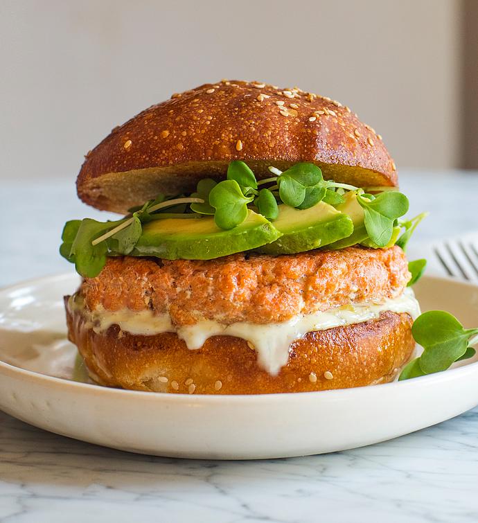 FSB Delux Salmon Burger oz BEAUTY