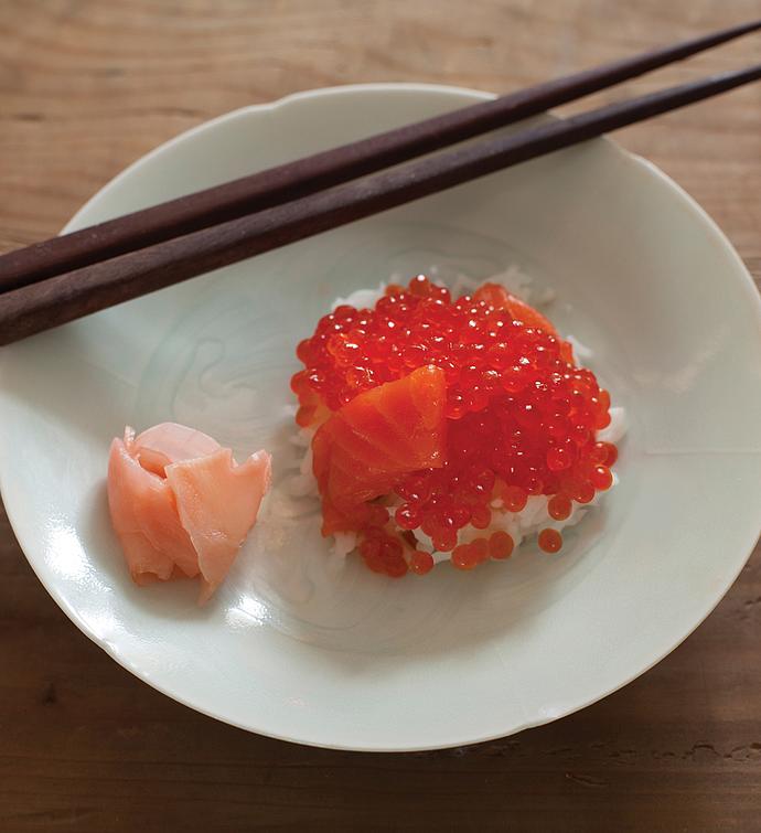 MSC Wild Alaskan Sockeye Salmon Roe Ikura   17 oz tray